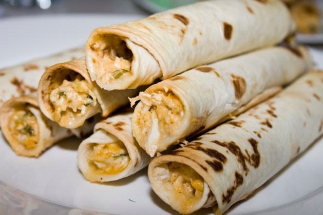 Creamy Chicken Taquitos07