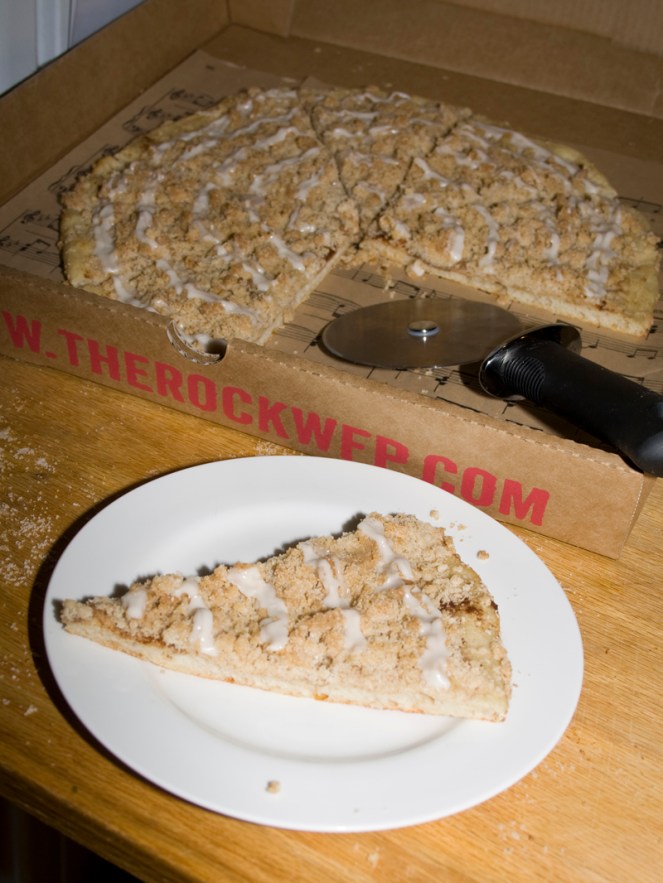 Godfather's Cinnamon Streusel Dessert Pizza 07