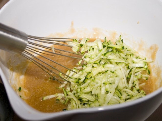 Super Moist Chocolate Zucchini Bread02