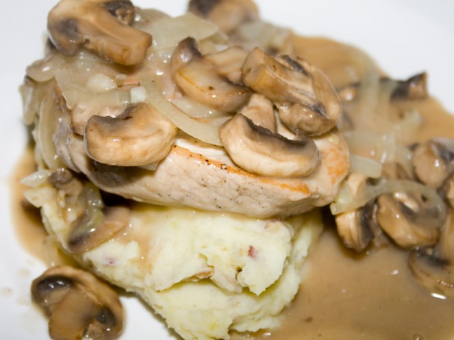 Smothered Pork Chops02_1