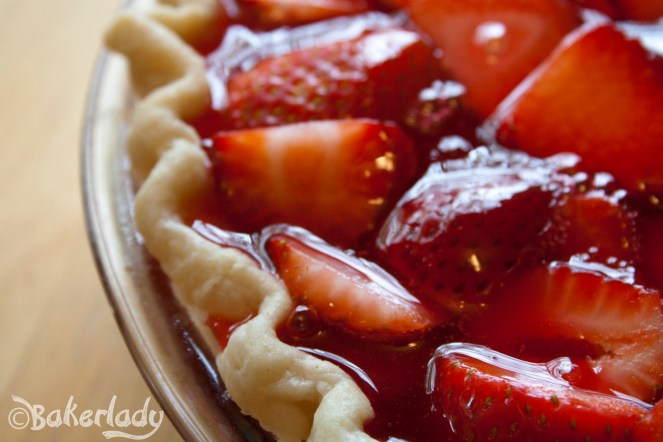 Easy Strawberry Pie - Bakerlady