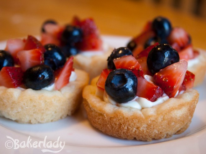 Fruity Lemon Cheesecake Cookie Cups - Bakerlady