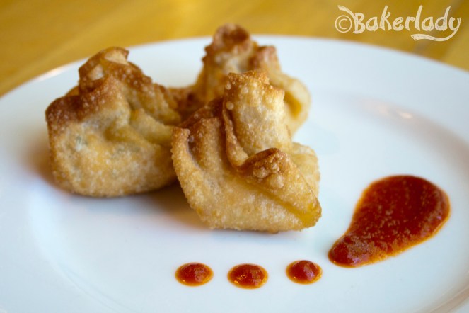 Sriracha and Cream Cheese Wonton Bombs - Bakerlady